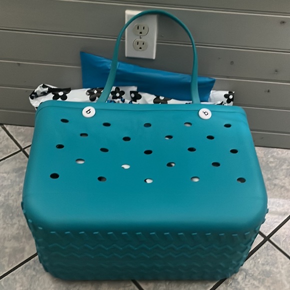 Bags Bogg Bag Xl Poshmark